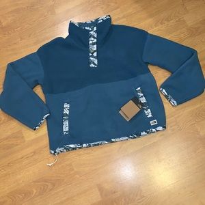 NWT The North Face Liberty Quarter Snap Pullover - Blue